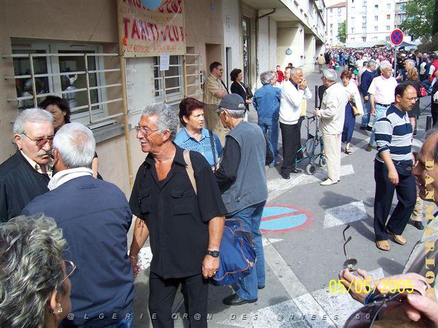 NIMES JEUDI 05 MAI 2005 HERVE EOUZAN 011.JPG
